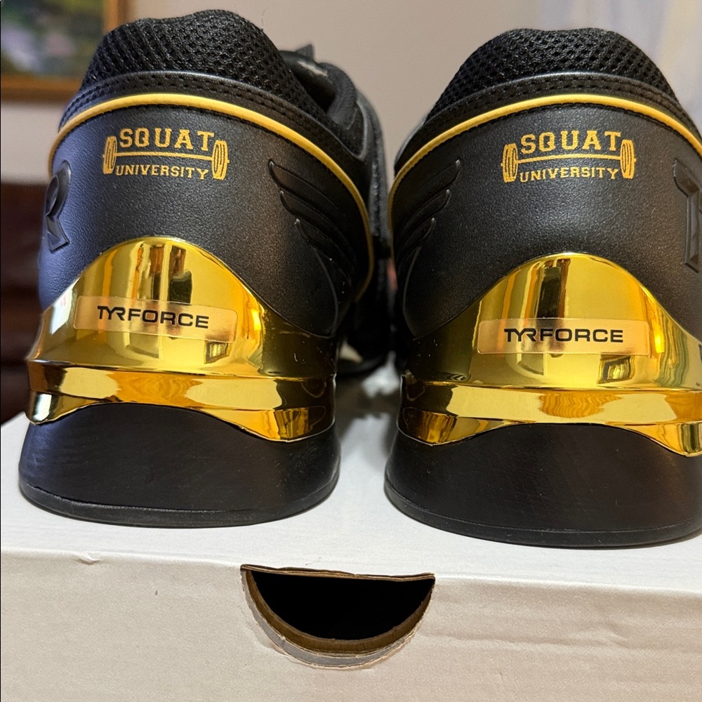 TYR Black Weightlifting Shoes with Gold Accents